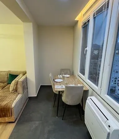 Peace And Luxury In Center, New Bazaar 2 Apartment