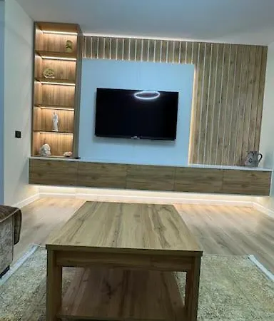 Peace And Luxury In Center, New Bazaar 2 Apartment