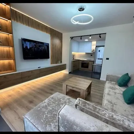 Apartment Peace And Luxury In Center, New Bazaar 2 Tirana